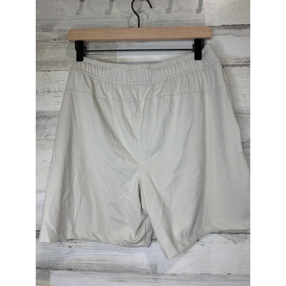 BCG Athletic Shorts Mens M Khaki Zipper Pocket Performance Gorpcore EUC